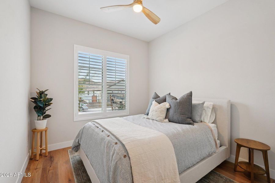 21-web-or-mls-W Roanoke Ave-S2901-021