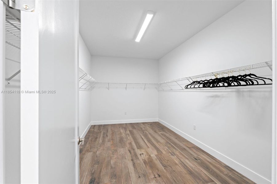 Image 72 of a home in .