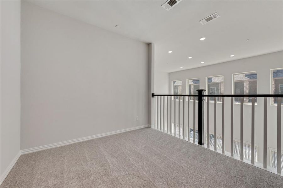 Spacious, unfurnished interior of a new home in Wade Settlement Townhomes, Frisco (Image 13).