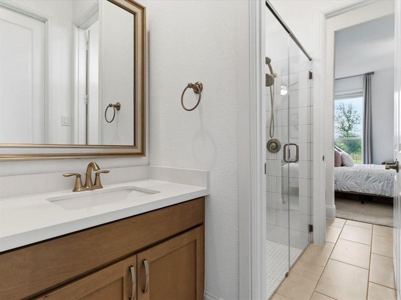 Furnished interior view inside a new home in Gean Estates, Keller (Image 15).