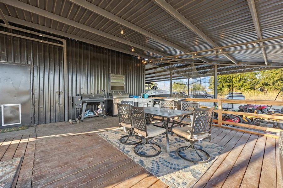 Community amenities in , Milford (Image 20).