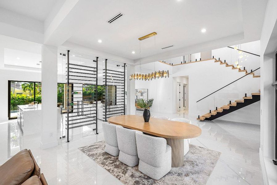 009-25833rdCourt-WestPalmBeach-FL-33407-