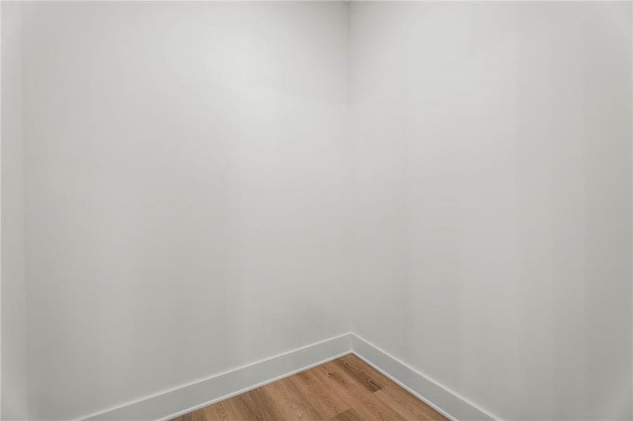 Spacious, unfurnished interior of a new home in , Stockbridge (Image 44).