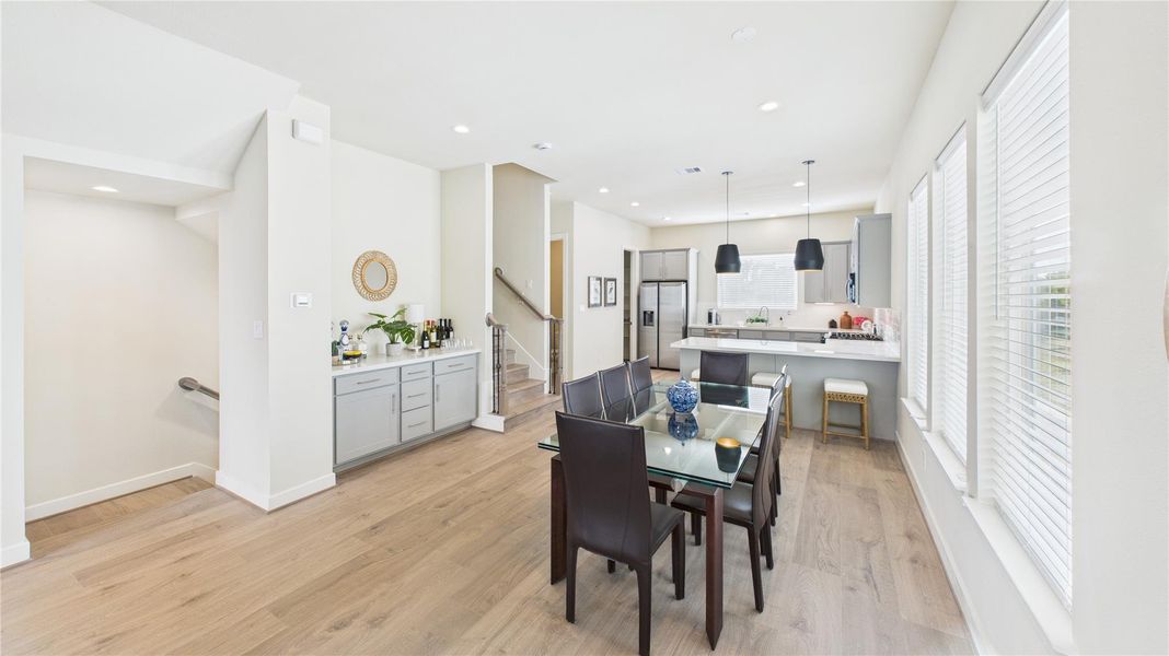 Furnished interior view inside a new home in Willowbend Point, Houston (Image 10). Furnished interior view inside a new home in Willowbend Point, Houston (Image 10).