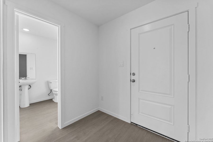 Spacious, unfurnished interior of a new home in Voss Farms: Watermill Collection, New Braunfels (Image 14).