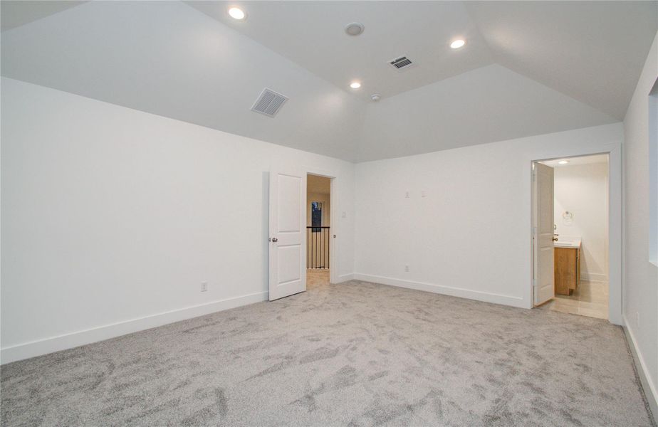 Spacious, unfurnished interior of a new home in , Humble (Image 34). Spacious, unfurnished interior of a new home in , Humble (Image 34).