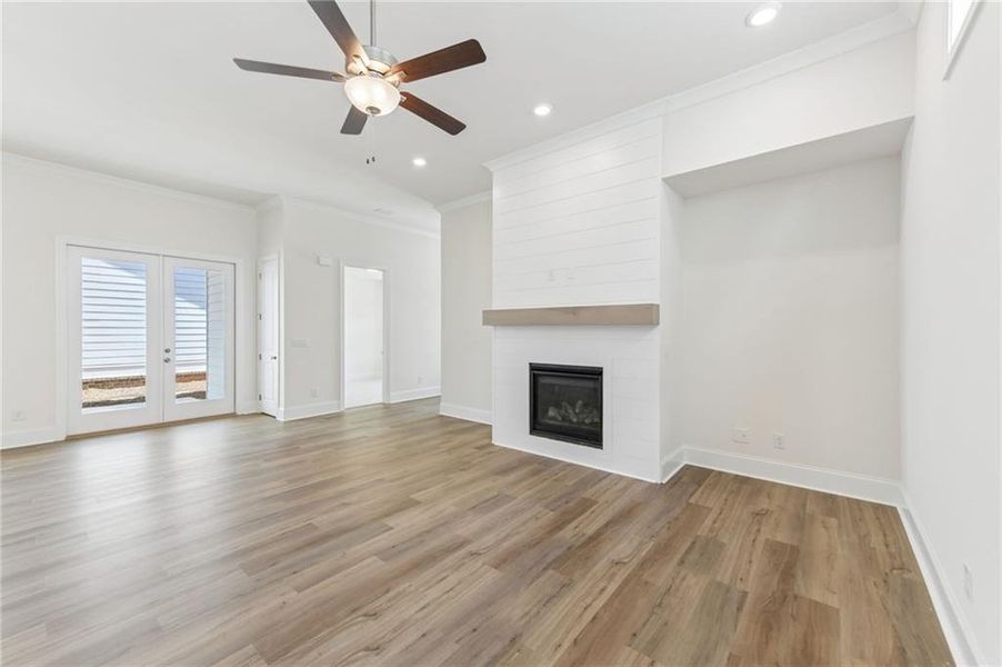 Spacious, unfurnished interior of a new home in Aberdeen, Hoschton (Image 14).