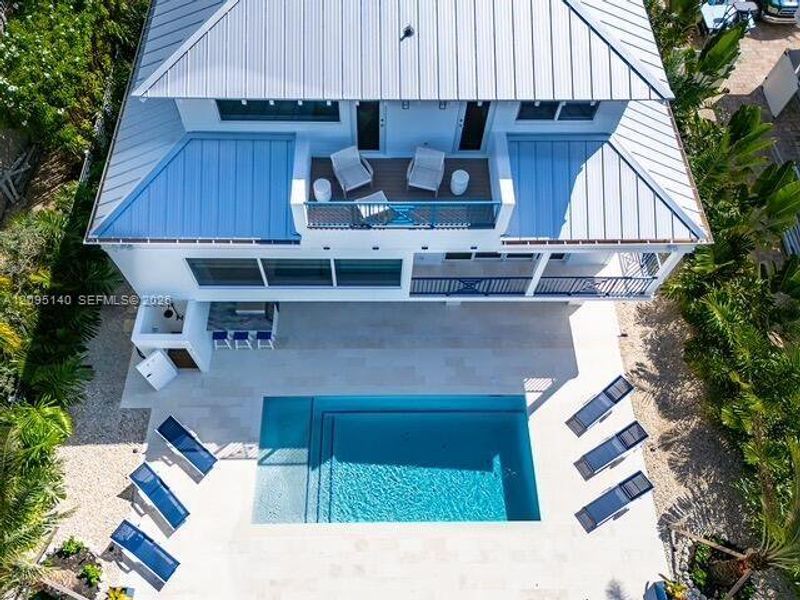 Exterior details and patio area of a home in , Islamorada, Village of Islands (Image 39).