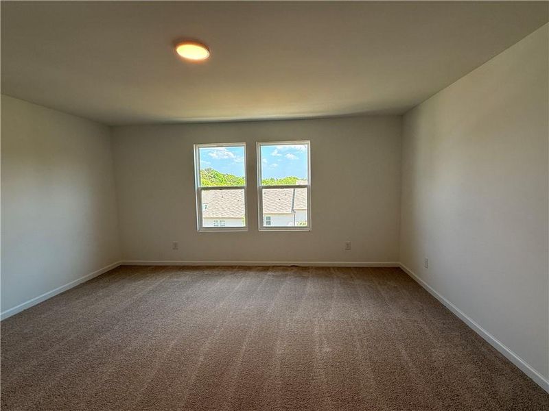 Spacious, unfurnished interior of a new home in Leydenview, Mableton (Image 38).