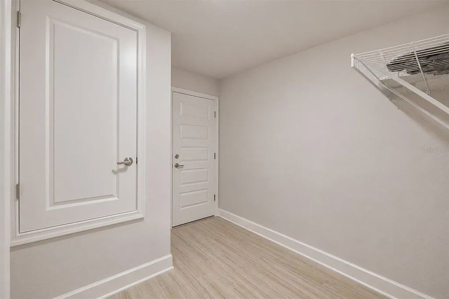 Spacious, unfurnished interior of a new home in Lake Juliana Estates, Auburndale (Image 24).