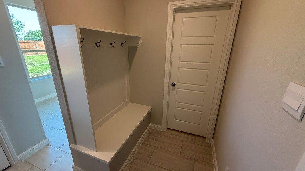 Representative furnished interior of a home built from the GREENVILLE by D.R. Horton in Saratoga, Granbury (Image 6). Representative furnished interior of a home built from the GREENVILLE by D.R. Horton in Saratoga, Granbury (Image 6).