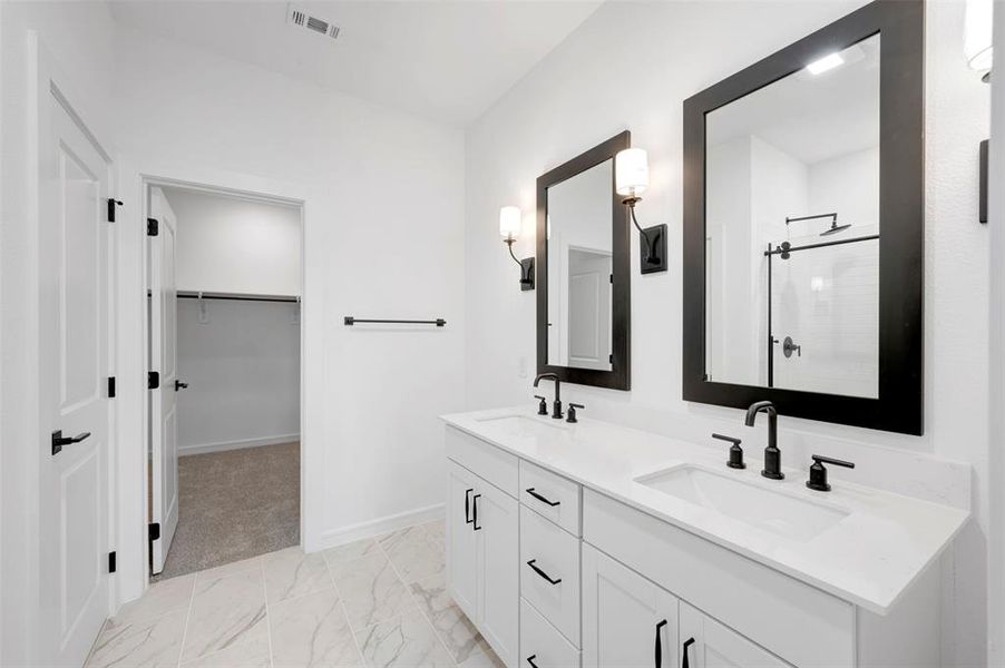 Furnished interior view inside a new home in Rolling Ridge, Van Alstyne (Image 26).