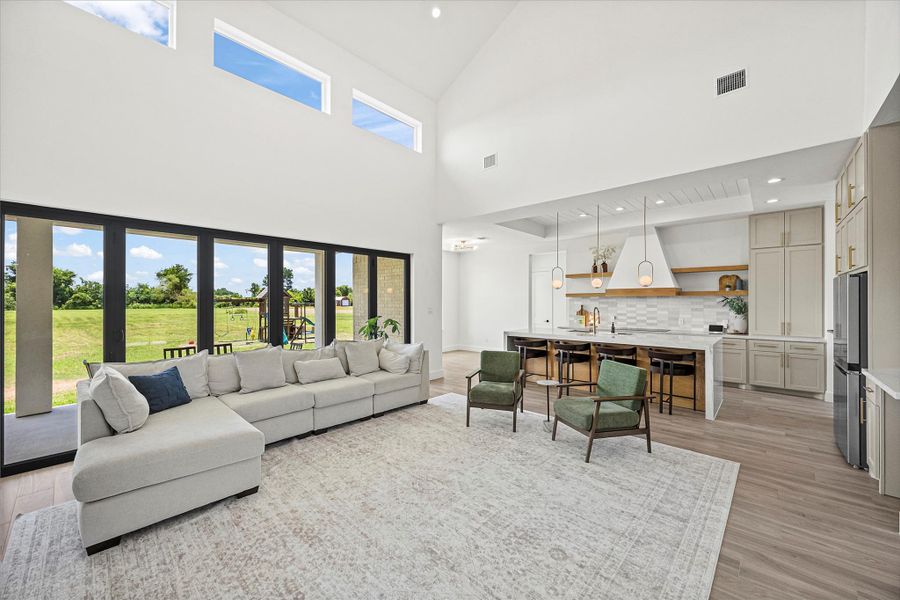 Furnished interior view inside a new home in , Baytown (Image 16).