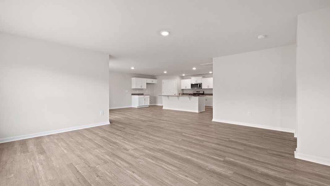 Spacious, unfurnished interior of a new home in Harrier Point, Woodruff (Image 24).