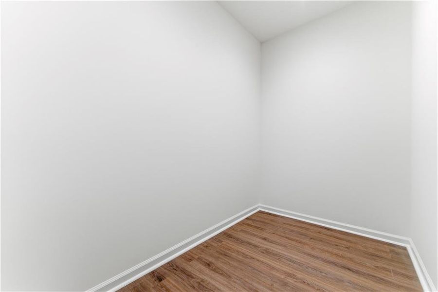 Spacious, unfurnished interior of a new home in , Tate (Image 20).