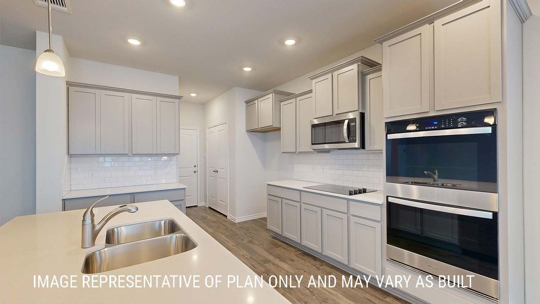 Furnished interior view inside a new home in Saddle Creek, Waco (Image 5).