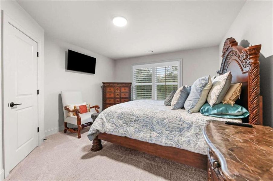 Furnished interior view inside a new home in , Conyers (Image 18).
