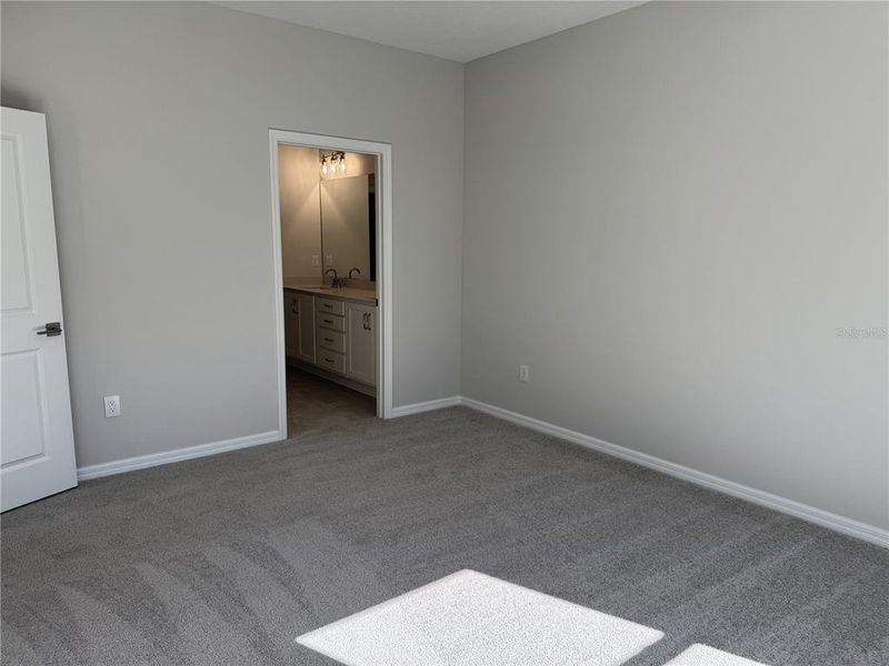 Spacious, unfurnished interior of a new home in Berry Bay, Wimauma (Image 15).