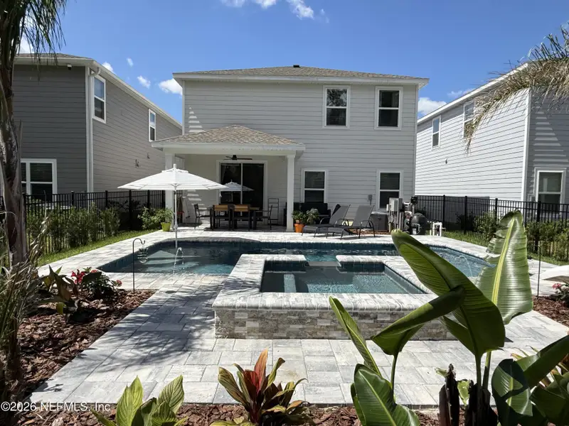 Exterior details and patio area of a home in Shearwater, St. Augustine (Image 3).