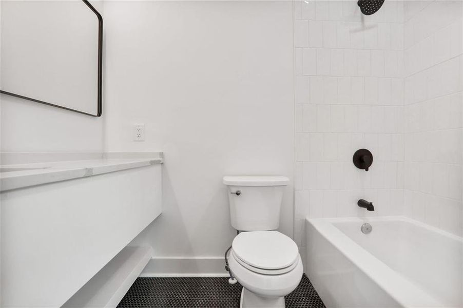 Furnished interior view inside a new home in , Atlanta (Image 4).