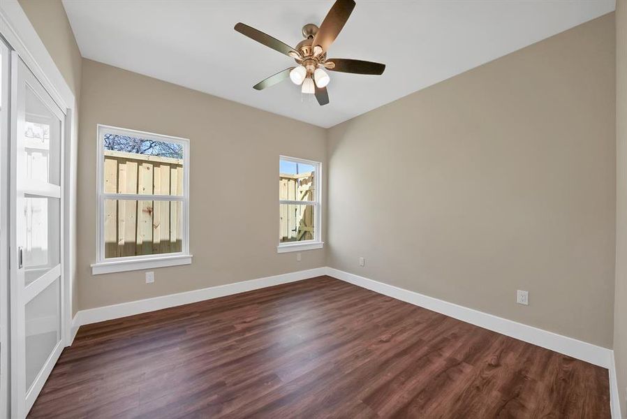 Spacious, unfurnished interior of a new home in , The Colony (Image 27).