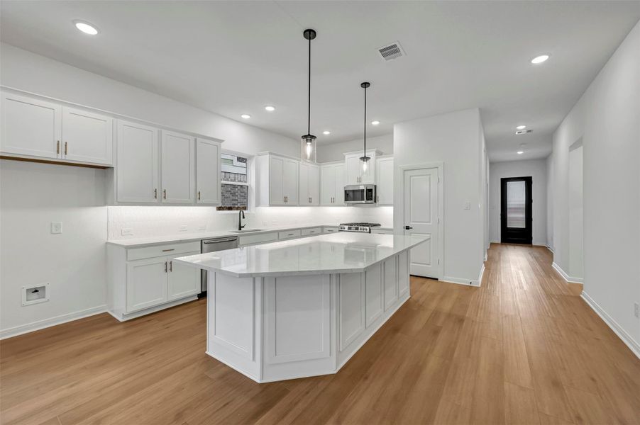 Furnished interior view inside a new home in The Grand Prairie 50’, Hockley (Image 15).