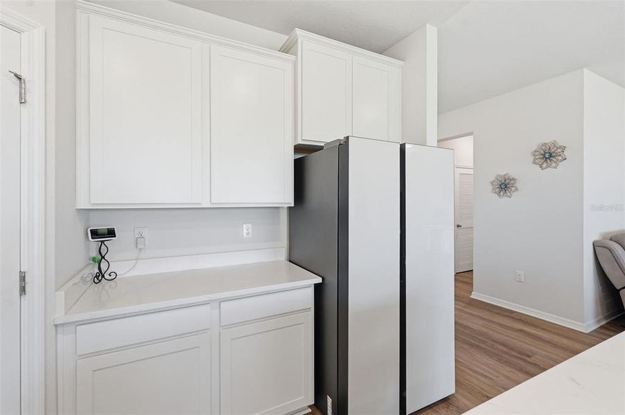 Furnished interior view inside a new home in Silverstone North, Palmetto (Image 17).