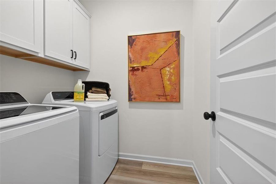 Close-up of interior finishes inside a home in Fuller Station, Loganville (Image 17). Close-up of interior finishes inside a home in Fuller Station, Loganville (Image 17).