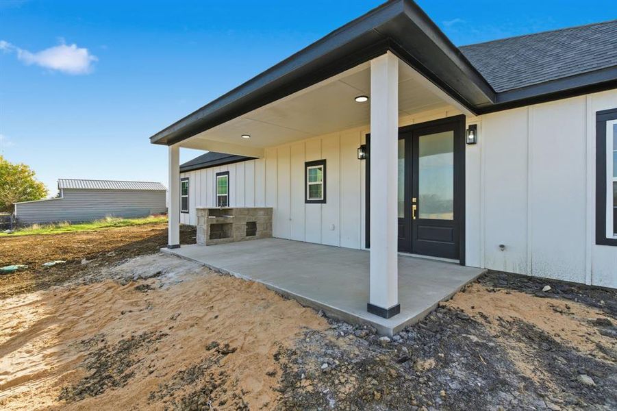 Exterior details and patio area of a home in , Joshua (Image 3).