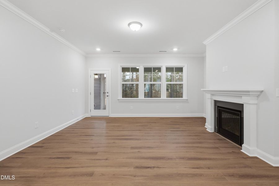 SUN_CarolinaSprings_Pic_329CalvanderLn_2