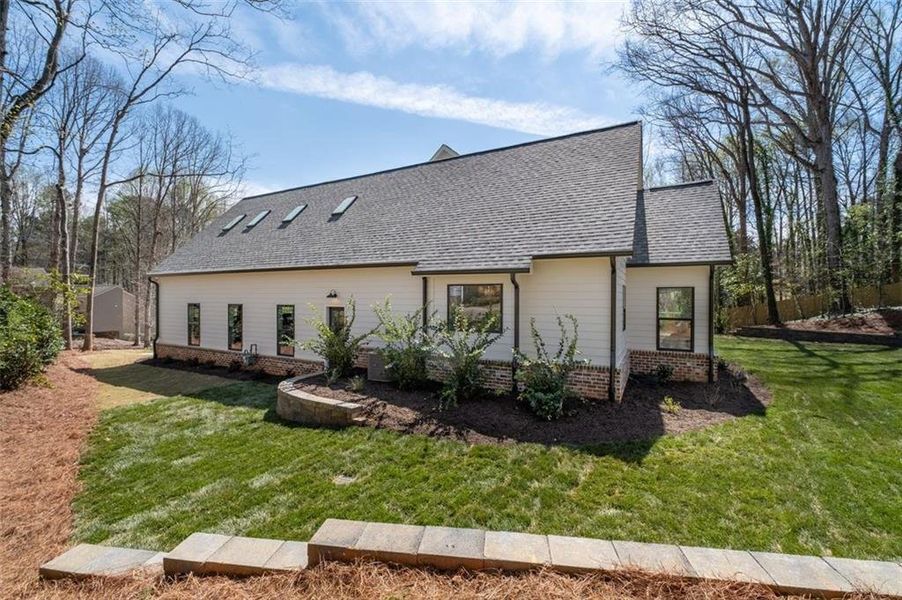 Exterior details and patio area of a home in , Marietta (Image 4).