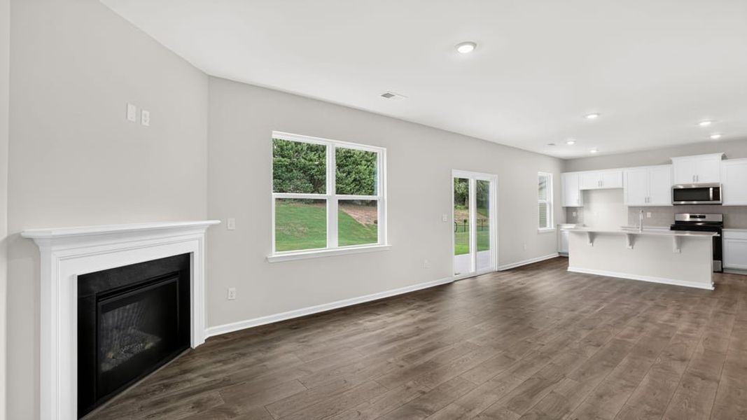 Spacious, unfurnished interior of a new home in Palmetto Valley, Anderson (Image 22).