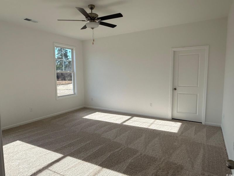 Spacious, unfurnished interior of a new home in Oak Grove, Conway (Image 10).