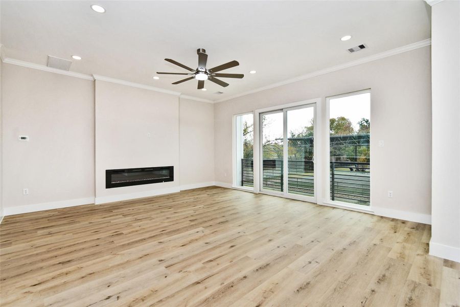 Spacious, unfurnished interior of a new home in , Houston (Image 23).