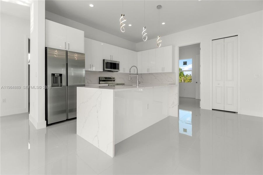 Furnished interior view inside a new home in , Lehigh Acres (Image 8).