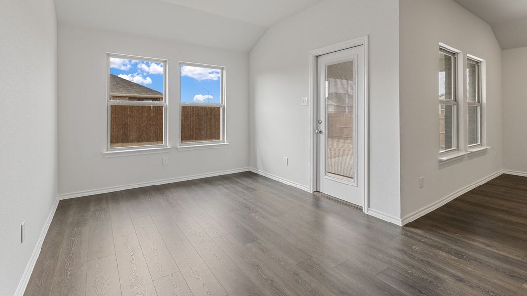 Spacious, unfurnished interior of a new home in Creeks at Burnett Trail, Canton (Image 18).
