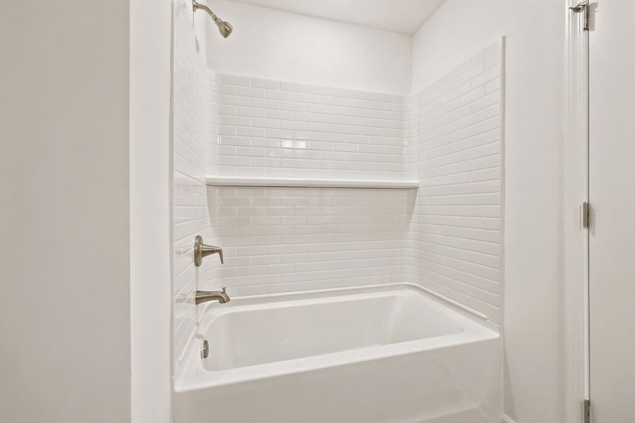 Close-up of interior finishes inside a home in Edgefield, Loris (Image 15).