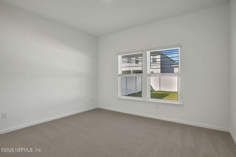 Spacious, unfurnished interior of a new home in Jennings Farm, Middleburg (Image 42).