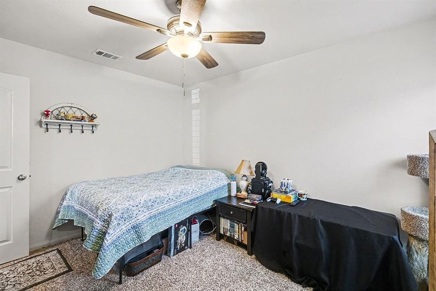 Furnished interior view inside a new home in Logan Square, Fort Worth (Image 13).