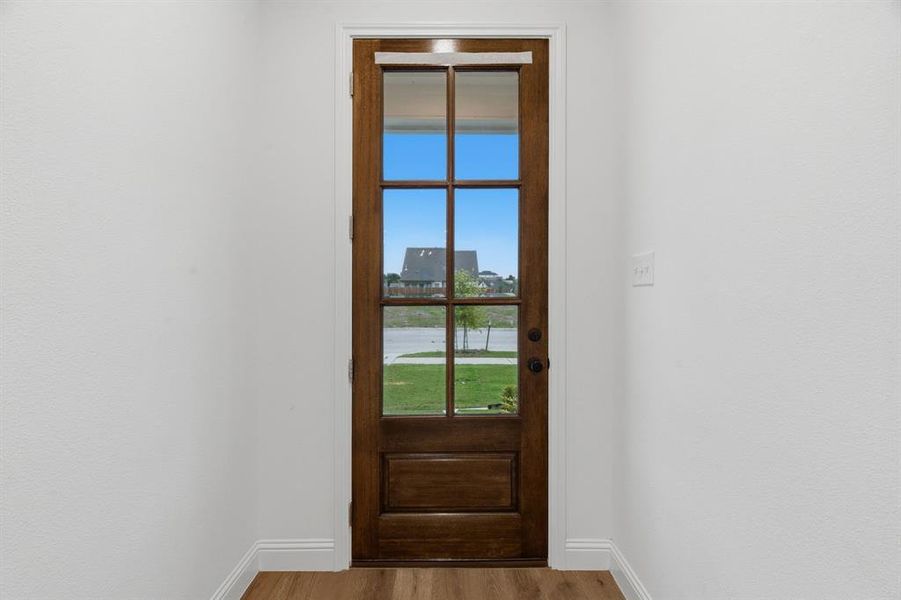 Spacious, unfurnished interior of a new home in , Aledo (Image 15).