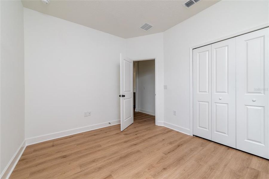 Spacious, unfurnished interior of a new home in , North Port (Image 32).