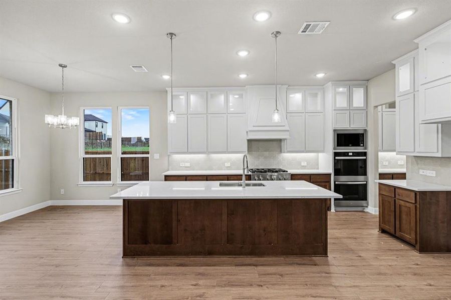 Furnished interior view inside a new home in , Prosper (Image 16).