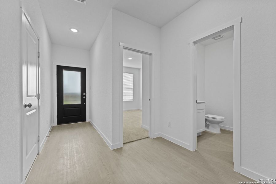 Spacious, unfurnished interior of a new home in Hidden Trails: Coastline Collection, Bulverde (Image 25).