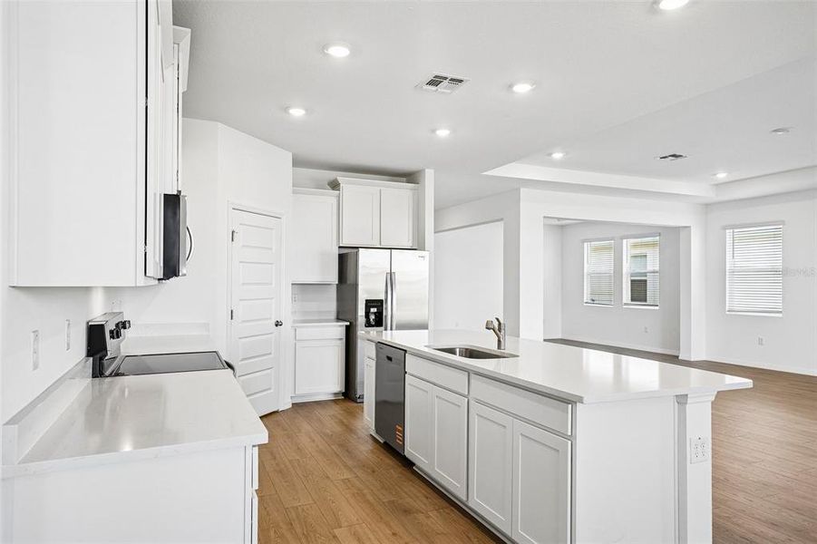 Furnished interior view inside a new home in , Lakeland (Image 13).