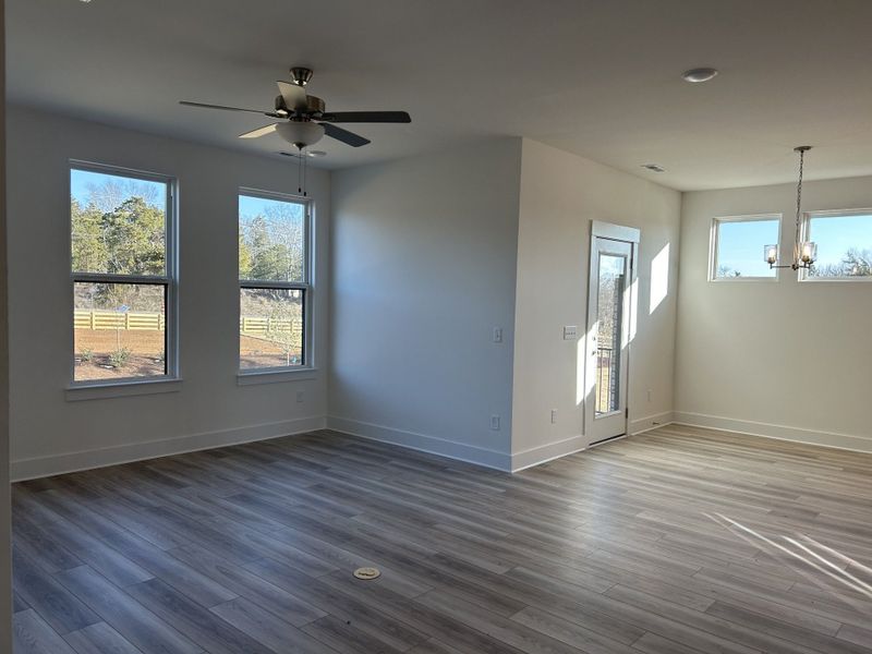 Spacious, unfurnished interior of a new home in Benders Cove, Mount Juliet (Image 12).