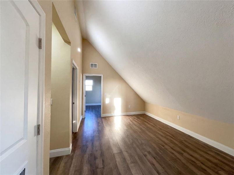 Spacious, unfurnished interior of a new home in , Deltona (Image 16).