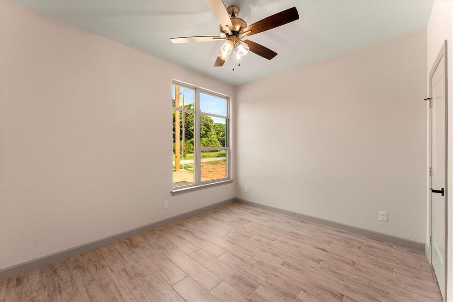 Spacious, unfurnished interior of a new home in , Gun Barrel City (Image 19). Spacious, unfurnished interior of a new home in , Gun Barrel City (Image 19).