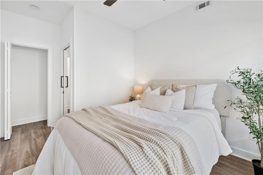 Furnished interior view inside a new home in , Union City (Image 9).