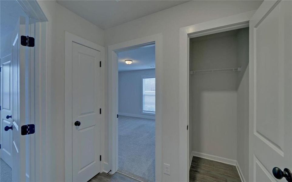 Spacious, unfurnished interior of a new home in , Hartwell (Image 30).