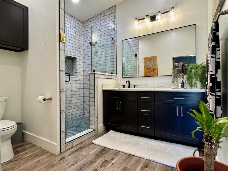 Furnished interior view inside a new home in , Hico (Image 7). Furnished interior view inside a new home in , Hico (Image 7).